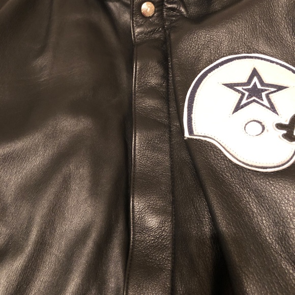 AMERICA'S TEAM The Dallas Cowboys Football Varsity, Vintage 100% Leather Jacket - Picture 5 of 16